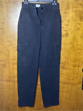 Aritzia Wilfred Free Cargo Pants Women’s Size 2 Black Utility Tapered Leg